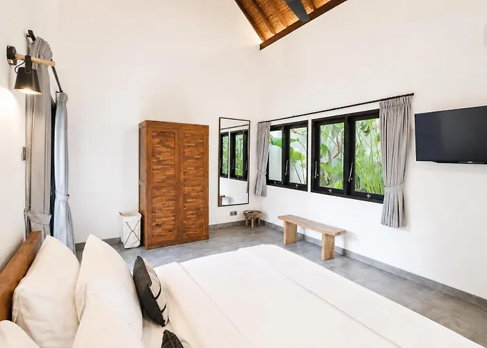 Villa Iris By Hotelarious Seminyak