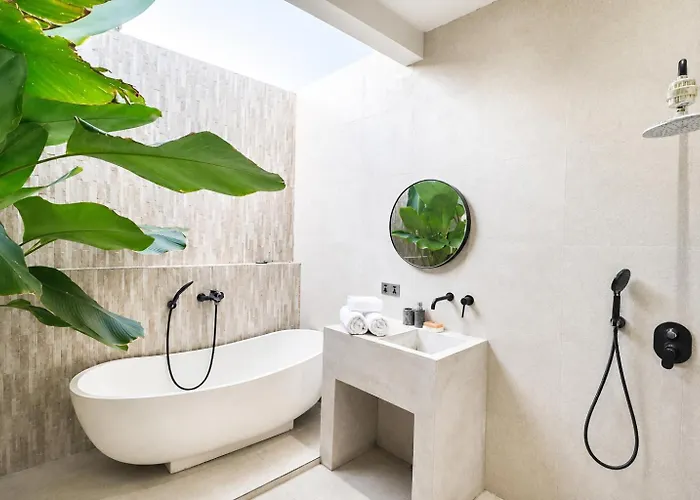 Villa Iris By Hotelarious *